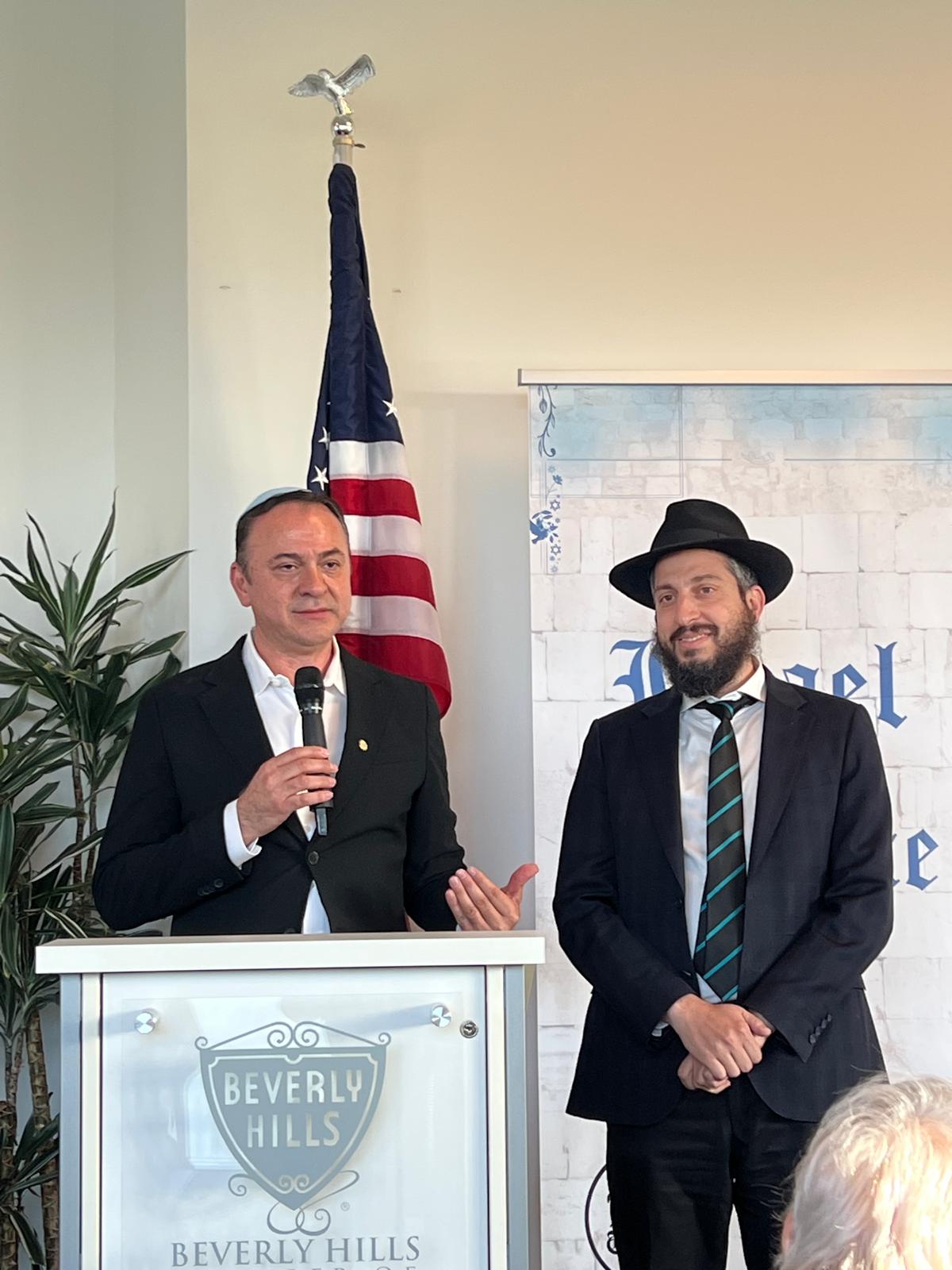 Israel Tribune community moment