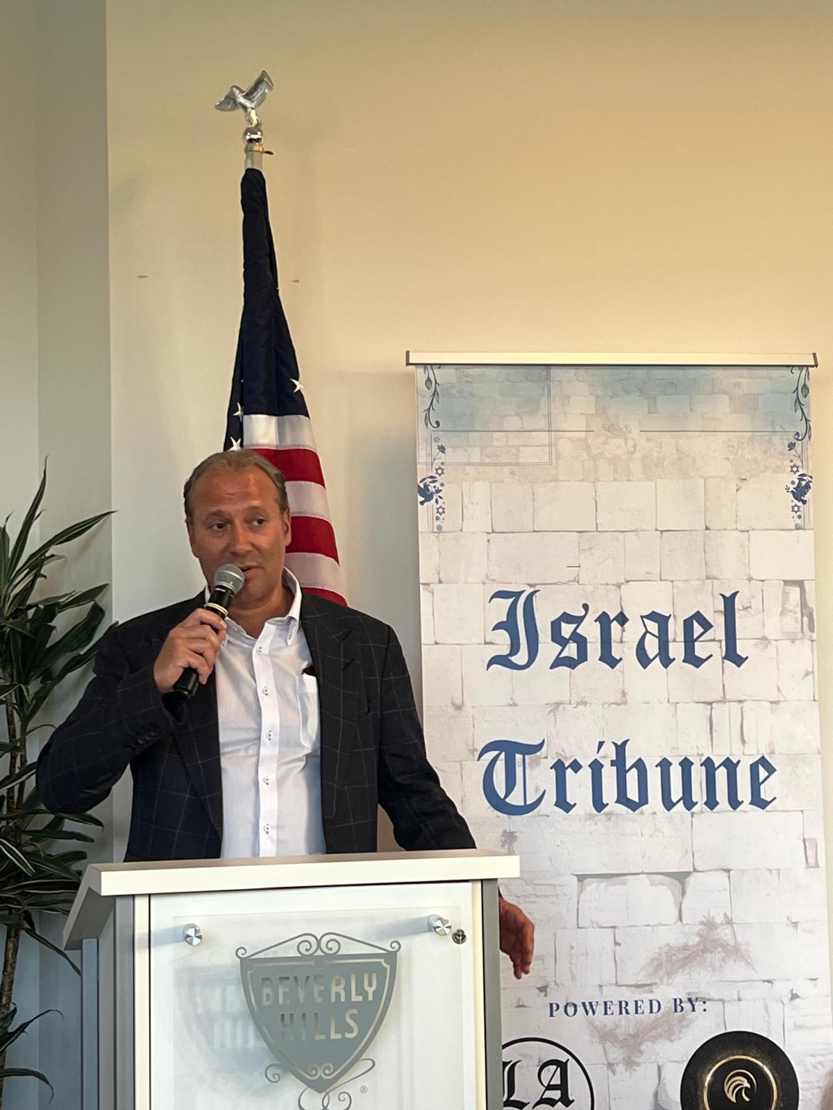 Israel Tribune community moment